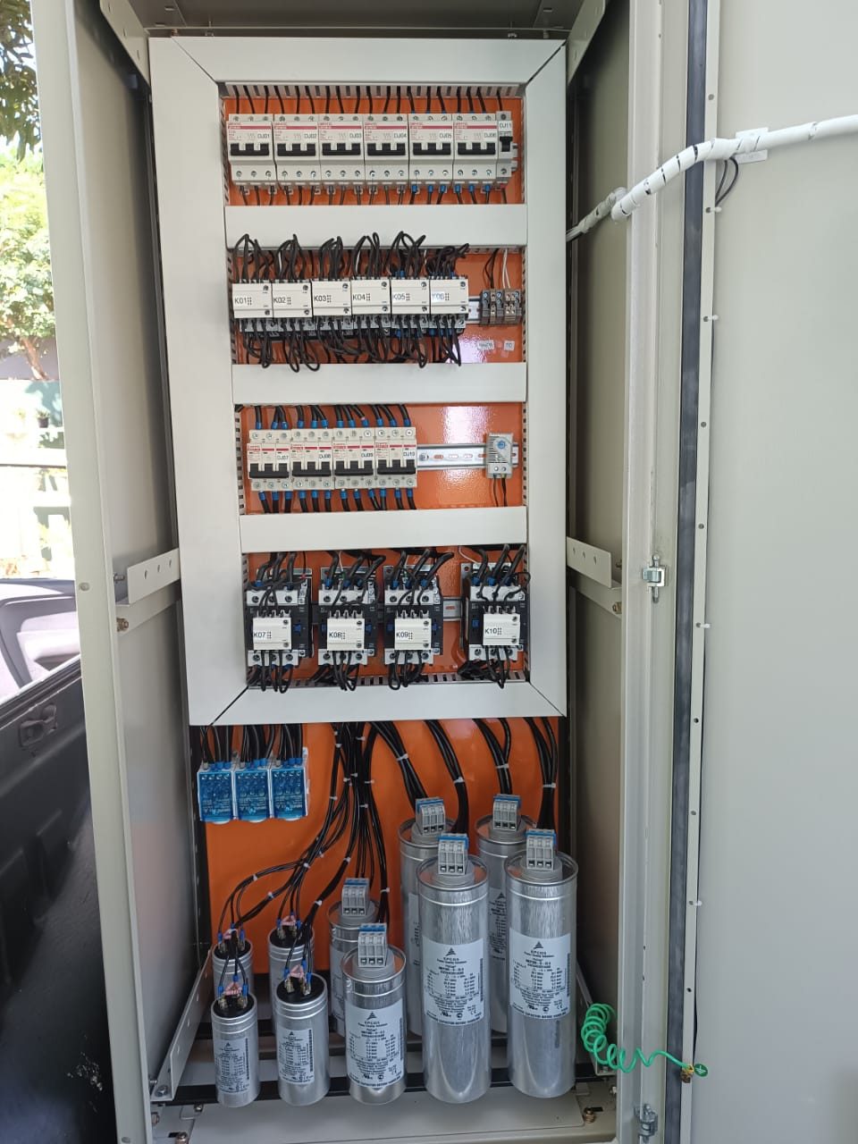 O painel elétrico é o que mais para a produção na indústria, afirma eletricista